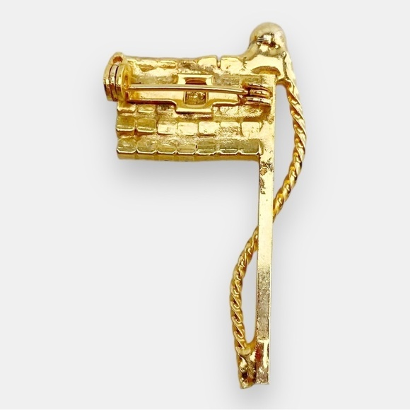 Vintage American Flag Brooch​ - Picture 2 of 3